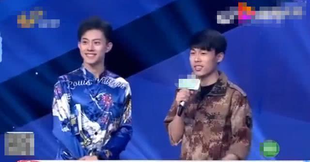 评委吃瓜唱歌视频,趣味横生瞬间集锦