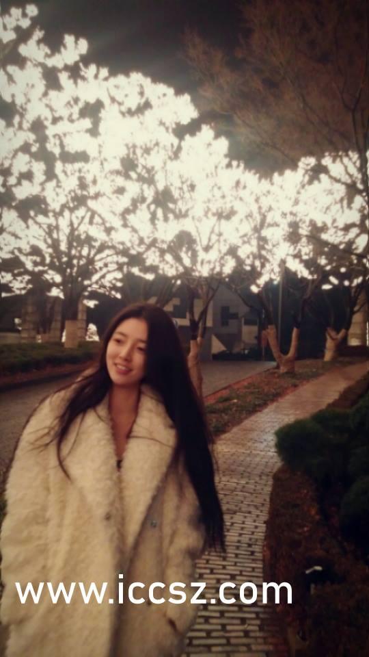 白鹿近距离吃瓜视频大全,揭秘娱乐圈幕后故事