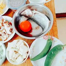 吃瓜一族吃美食视频,瓜友必看！美食视频带你尝遍人间美味