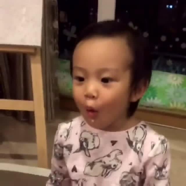 吃瓜视频笑得肚子疼,笑料横生！吃瓜视频让你肚子疼的欢乐时光