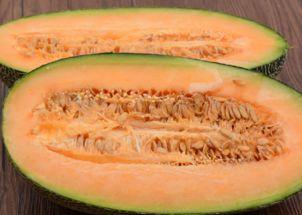 潮汕人吃哈密瓜视频,哈密瓜的独特吃法，视频带你领略潮汕美食魅力