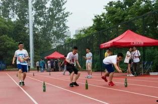 操场吃瓜视频,揭秘校园生活趣味瞬间