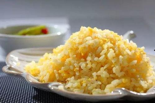 瓜哥吃鸡腿炒饭视频播放